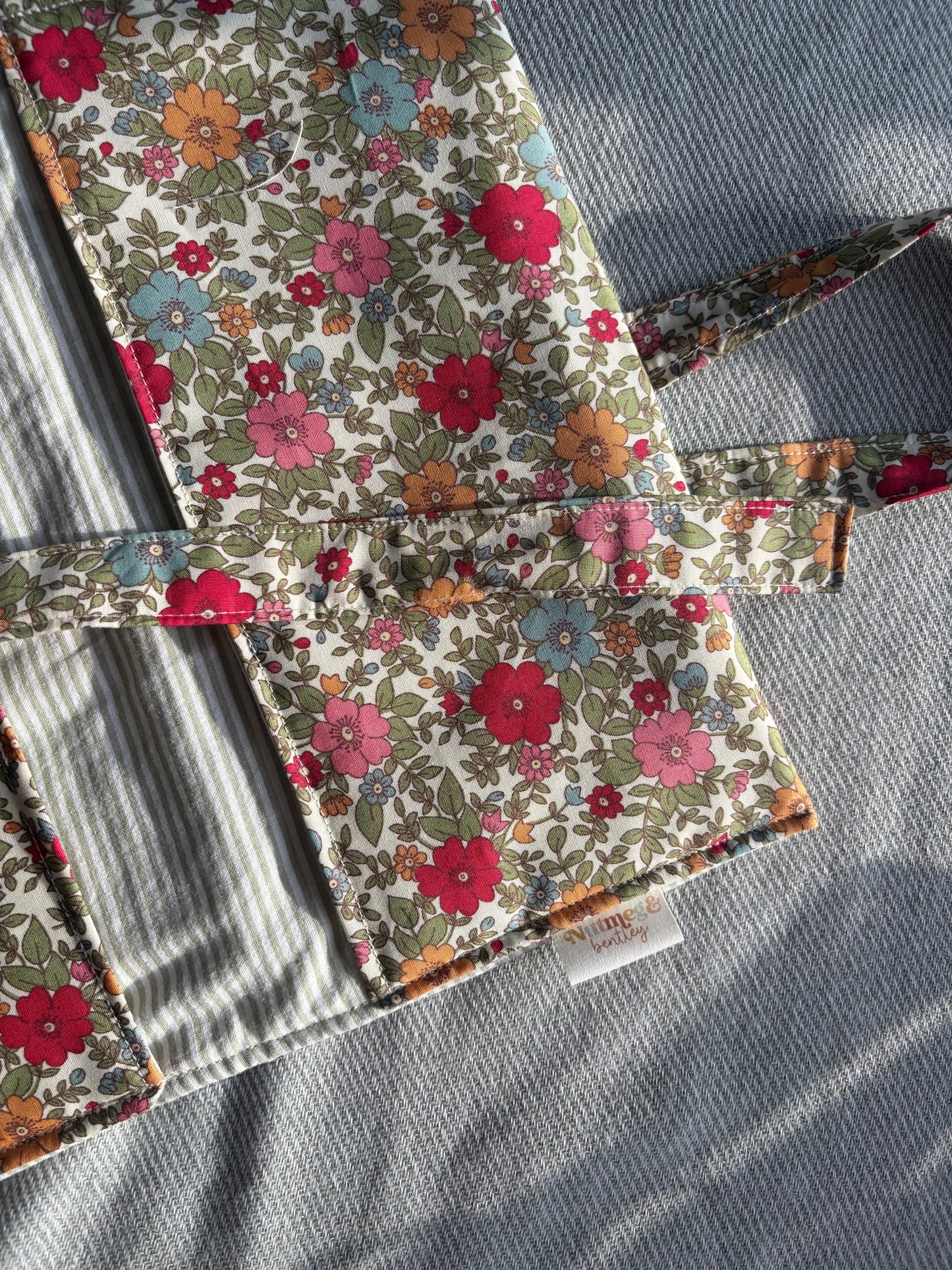 Nappy Wallet - Summer Floral Sage Pinstripe