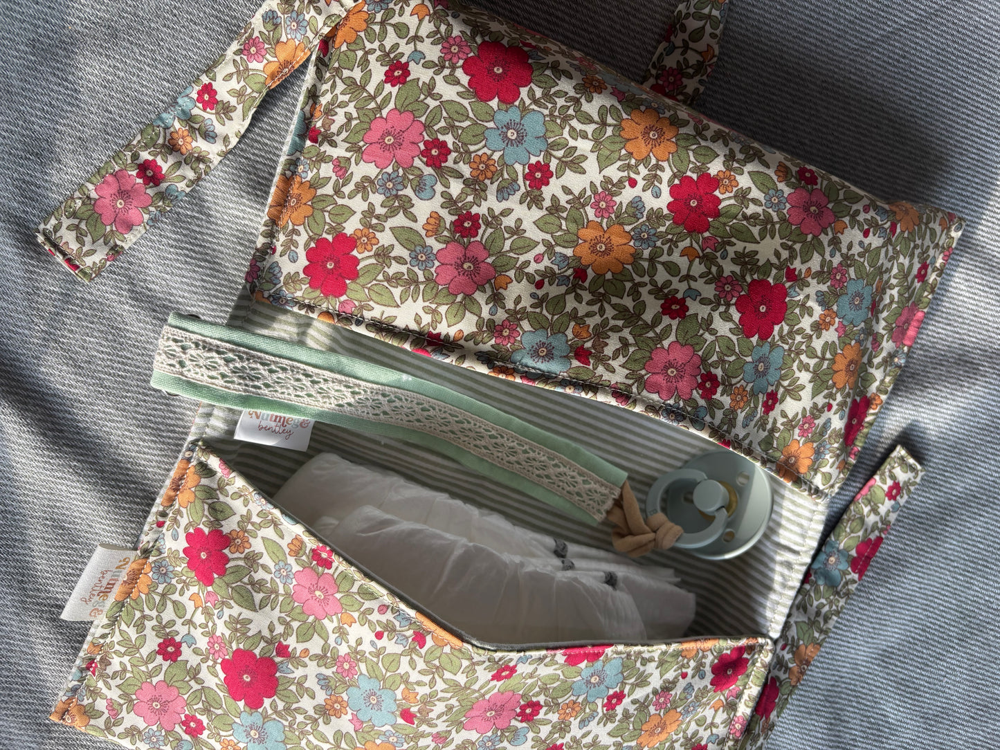 Nappy Wallet - Summer Floral Sage Pinstripe