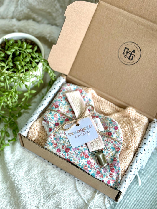 Baby Girl Gift box 3-6 MONTHS